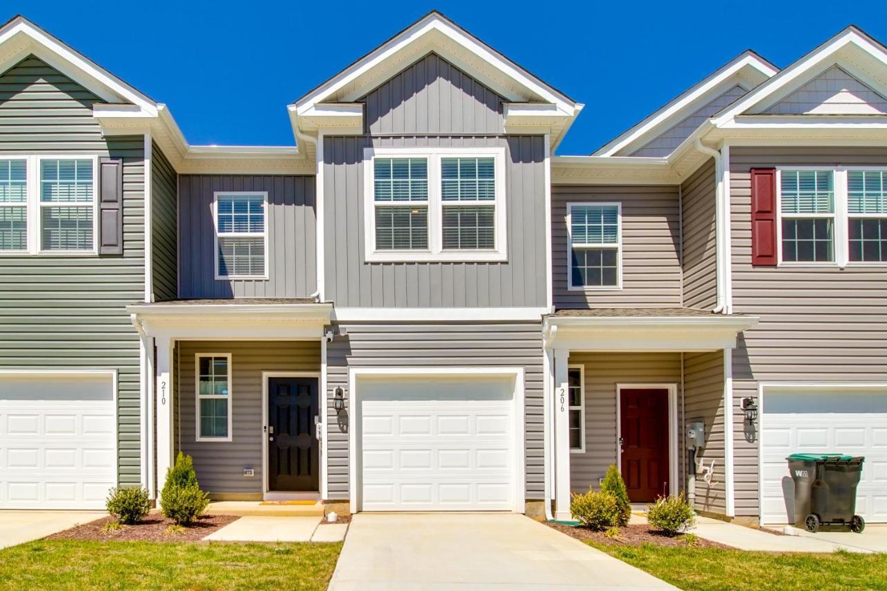 Charming Townhome Less Than 1 Mi To Zoo And Luray Caverns! Exterior photo